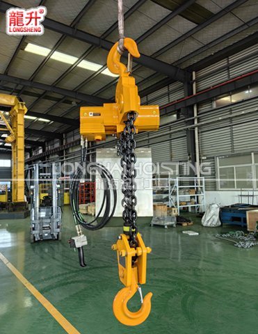 機械式氣動葫蘆整機正面工作圖